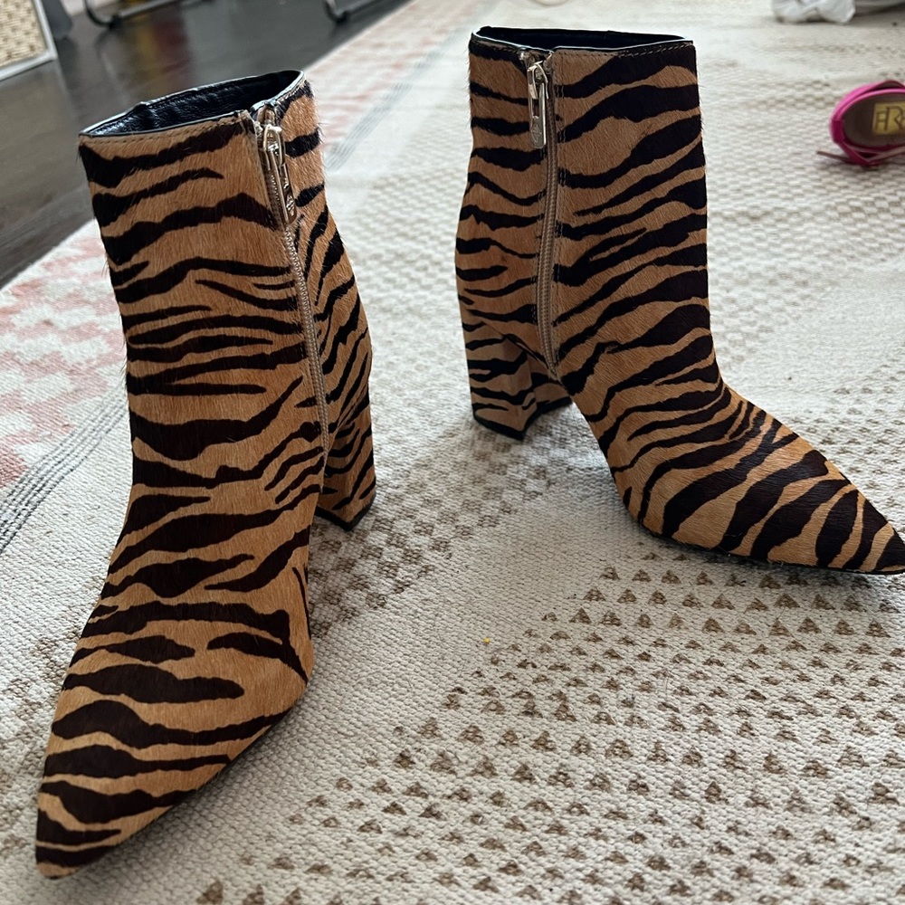Antonio Melani booties